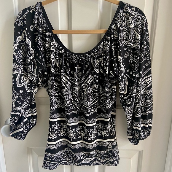 Super cute drapy top - spandex - Picture 3 of 4